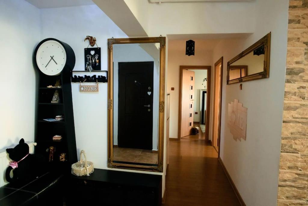 Apartament Lux Crialy - 75 M2 - Free Parking Timisoara Exterior photo