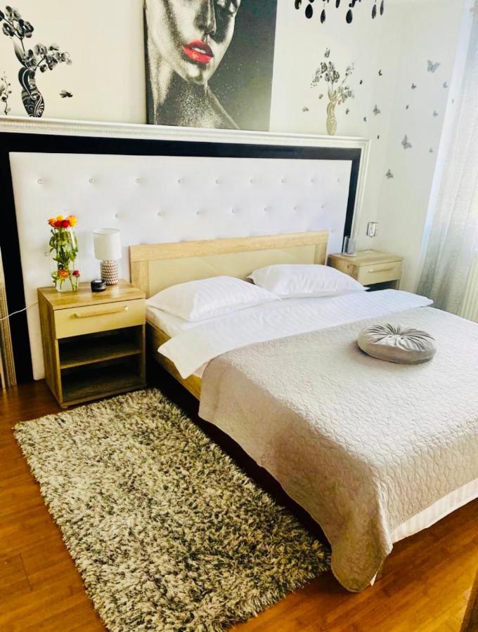 Apartament Lux Crialy - 75 M2 - Free Parking Timisoara Exterior photo